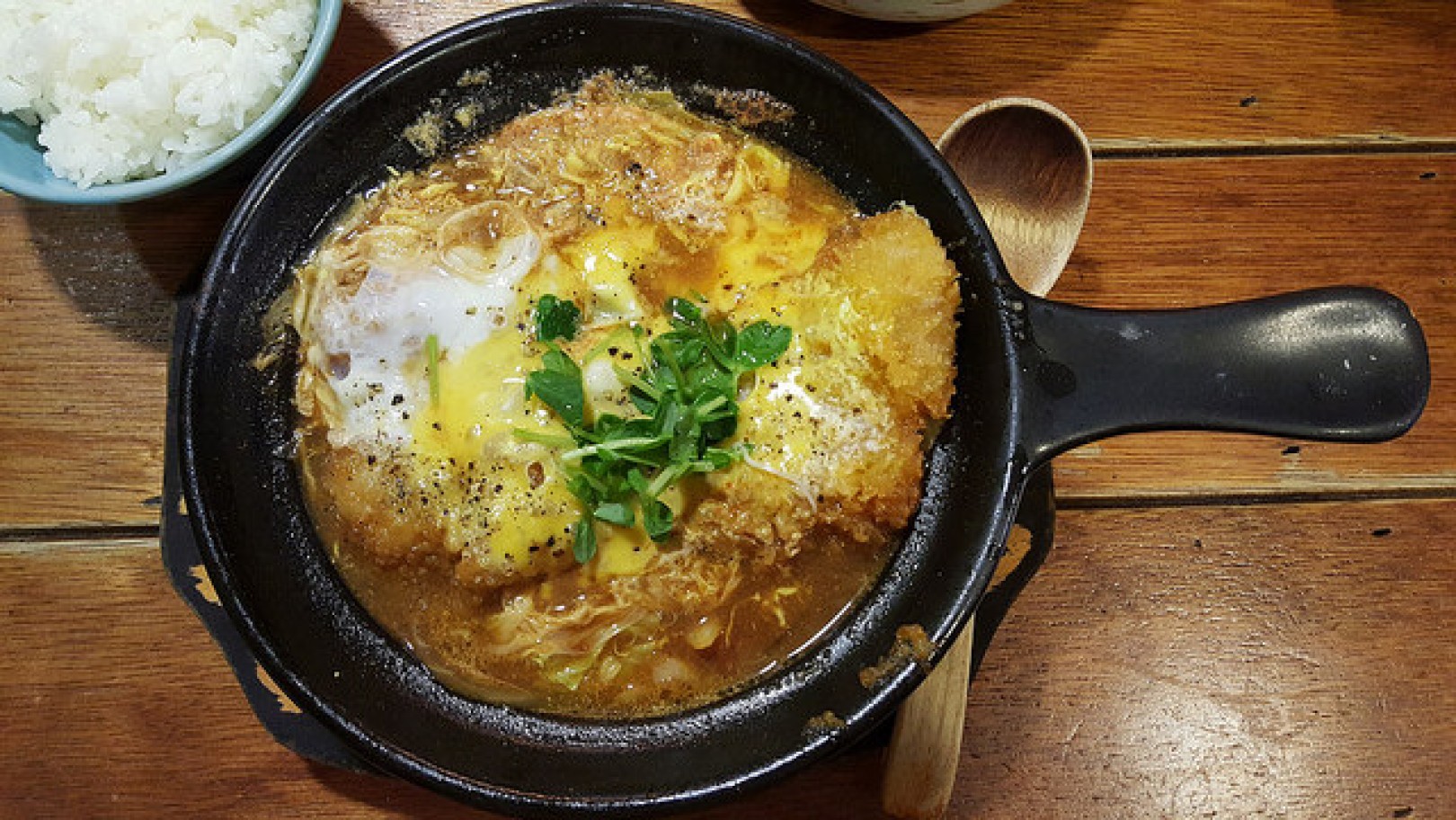 <台北公館>溫馨食堂風高CP值大盛豬排! (激推芝麻豆腐)